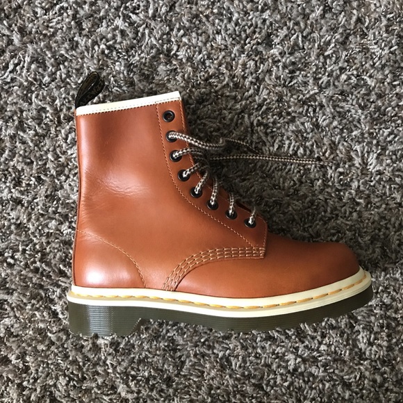 Dr. Martens Shoes - SOLD! NWT DOC MARTEN Dr. Martens Shoes - SOLD! NWT DOC MARTEN
